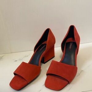 Uterque Red Suede Heels